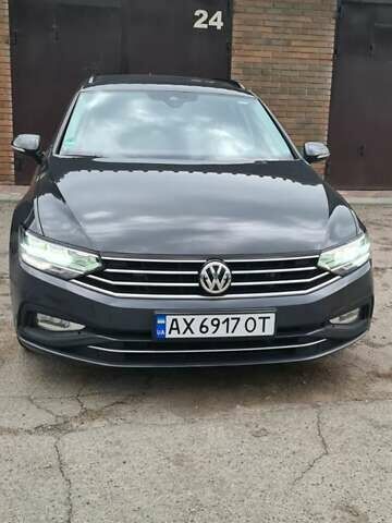 Серый Фольксваген Пассат, объемом двигателя 1.97 л и пробегом 208 тыс. км за 23000 $, фото 13 на Automoto.ua