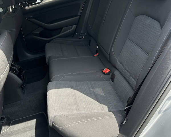 Серый Фольксваген Пассат, объемом двигателя 1.97 л и пробегом 170 тыс. км за 22200 $, фото 28 на Automoto.ua