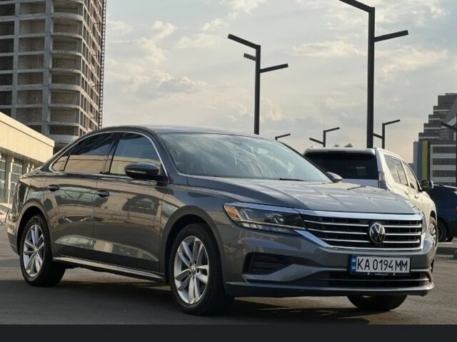 Серый Фольксваген Пассат, объемом двигателя 2 л и пробегом 120 тыс. км за 16499 $, фото 3 на Automoto.ua