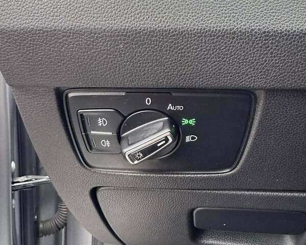 Серый Фольксваген Пассат, объемом двигателя 1.97 л и пробегом 203 тыс. км за 24000 $, фото 17 на Automoto.ua