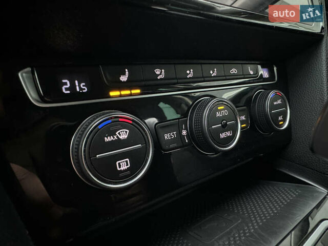 Серый Фольксваген Пассат, объемом двигателя 2 л и пробегом 220 тыс. км за 19800 $, фото 49 на Automoto.ua