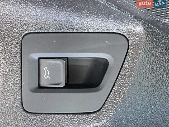 Серый Фольксваген Пассат, объемом двигателя 2 л и пробегом 120 тыс. км за 20950 $, фото 38 на Automoto.ua