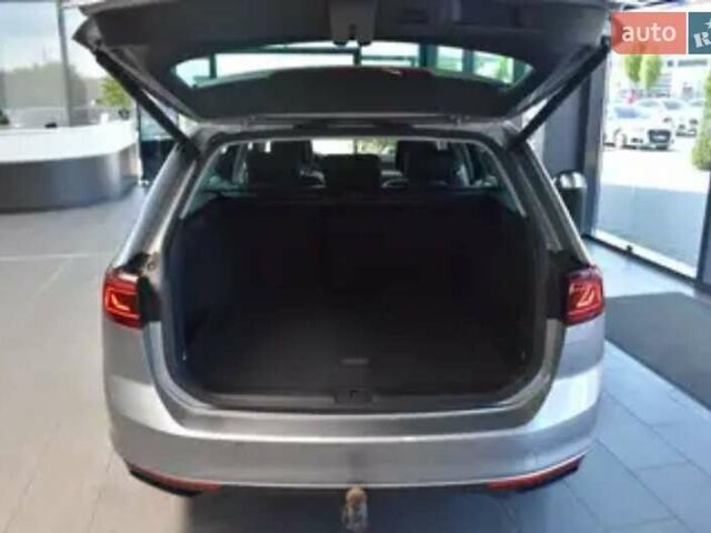 Сірий Фольксваген Пассат, об'ємом двигуна 2 л та пробігом 140 тис. км за 28250 $, фото 8 на Automoto.ua