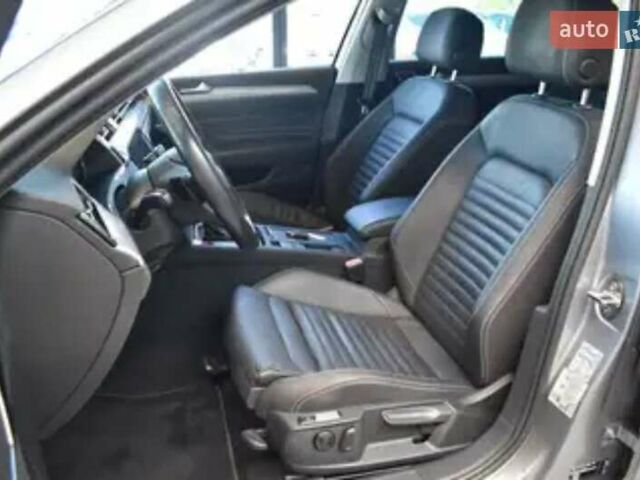 Сірий Фольксваген Пассат, об'ємом двигуна 2 л та пробігом 140 тис. км за 28250 $, фото 10 на Automoto.ua