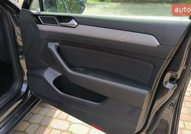 Серый Фольксваген Пассат, объемом двигателя 2 л и пробегом 162 тыс. км за 26000 $, фото 11 на Automoto.ua