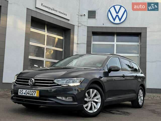 Серый Фольксваген Пассат, объемом двигателя 2 л и пробегом 220 тыс. км за 19800 $, фото 1 на Automoto.ua