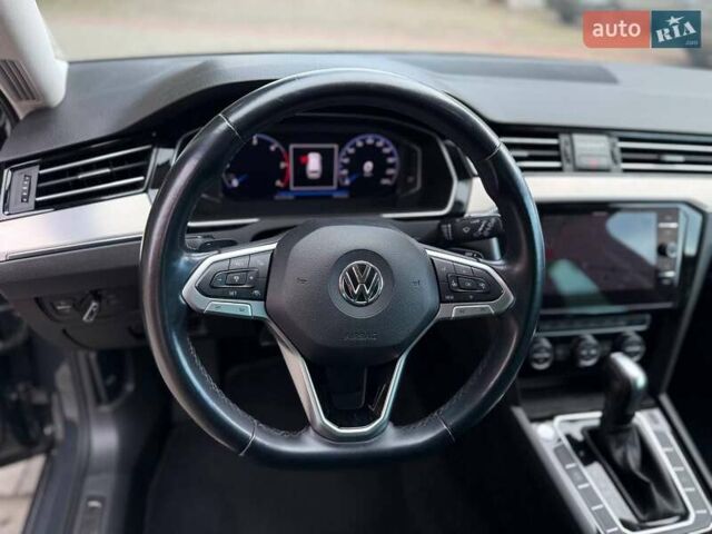 Фольксваген Пассат 2020 в Ужгороде на Automoto.ua Серый Фольксваген Пассат, объемом двигателя 1.97 л и пробегом 190 тыс. км за 20999 $, фото 37 на Automoto.ua