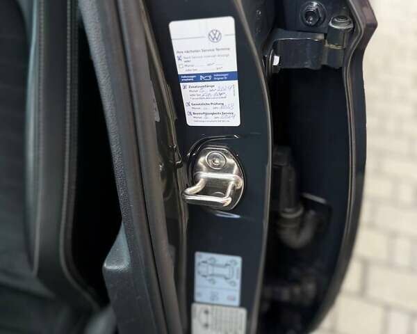 Фольксваген Пассат 2020 в Ужгороде на Automoto.ua Серый Фольксваген Пассат, объемом двигателя 1.97 л и пробегом 190 тыс. км за 20999 $, фото 1 на Automoto.ua