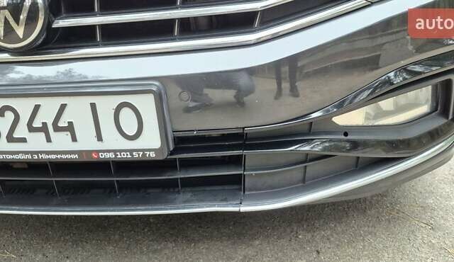 Серый Фольксваген Пассат, объемом двигателя 1.97 л и пробегом 207 тыс. км за 23900 $, фото 26 на Automoto.ua