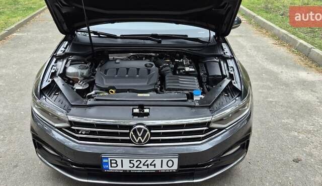 Серый Фольксваген Пассат, объемом двигателя 1.97 л и пробегом 207 тыс. км за 23900 $, фото 15 на Automoto.ua