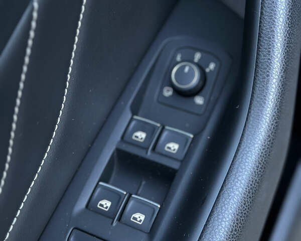 Сірий Фольксваген Пассат, об'ємом двигуна 1.97 л та пробігом 191 тис. км за 21200 $, фото 27 на Automoto.ua