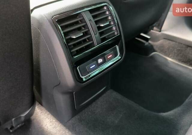 Серый Фольксваген Пассат, объемом двигателя 2 л и пробегом 162 тыс. км за 26000 $, фото 28 на Automoto.ua