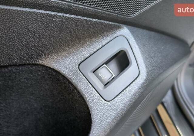 Серый Фольксваген Пассат, объемом двигателя 2 л и пробегом 162 тыс. км за 26000 $, фото 54 на Automoto.ua