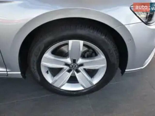 Сірий Фольксваген Пассат, об'ємом двигуна 2 л та пробігом 140 тис. км за 28250 $, фото 2 на Automoto.ua