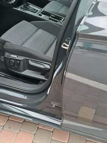 Серый Фольксваген Пассат, объемом двигателя 1.97 л и пробегом 208 тыс. км за 23000 $, фото 4 на Automoto.ua