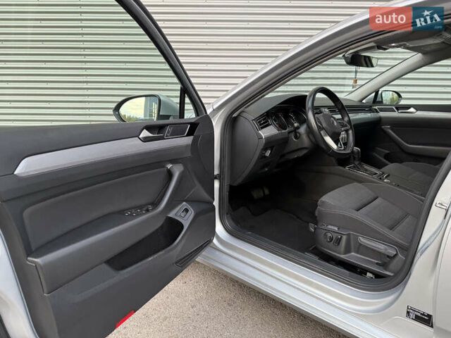 Серый Фольксваген Пассат, объемом двигателя 2 л и пробегом 205 тыс. км за 19500 $, фото 47 на Automoto.ua