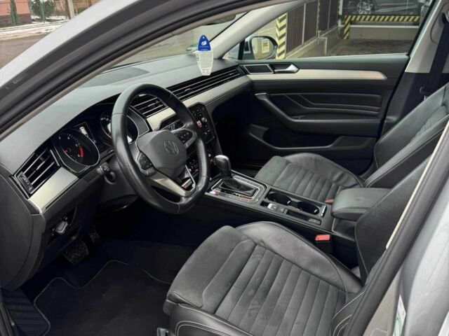 Сірий Фольксваген Пассат, об'ємом двигуна 2 л та пробігом 203 тис. км за 24000 $, фото 15 на Automoto.ua