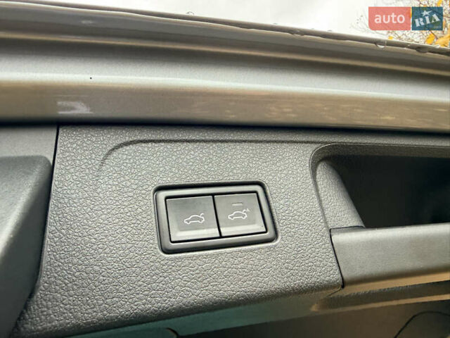 Серый Фольксваген Пассат, объемом двигателя 1.4 л и пробегом 111 тыс. км за 24700 $, фото 48 на Automoto.ua