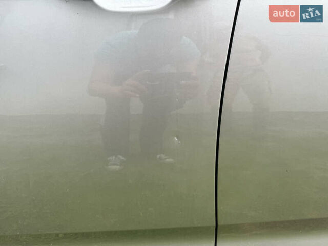 Сірий Фольксваген Пассат, об'ємом двигуна 1.97 л та пробігом 160 тис. км за 21000 $, фото 19 на Automoto.ua