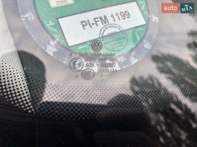 Серый Фольксваген Пассат, объемом двигателя 1.97 л и пробегом 185 тыс. км за 22950 $, фото 18 на Automoto.ua