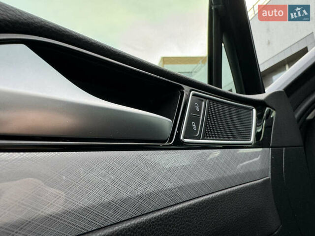 Серый Фольксваген Пассат, объемом двигателя 2 л и пробегом 220 тыс. км за 19800 $, фото 40 на Automoto.ua