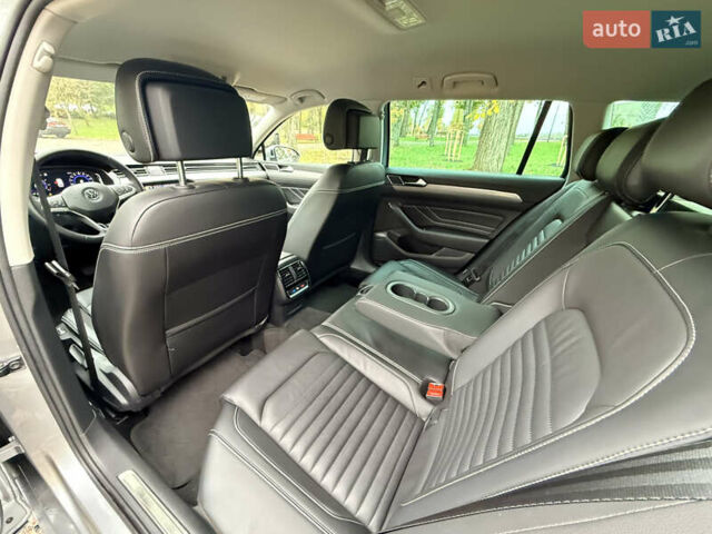 Серый Фольксваген Пассат, объемом двигателя 1.4 л и пробегом 111 тыс. км за 24700 $, фото 19 на Automoto.ua