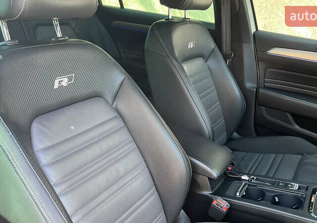 Серый Фольксваген Пассат, объемом двигателя 1.97 л и пробегом 176 тыс. км за 27900 $, фото 30 на Automoto.ua