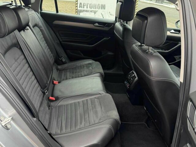 Сірий Фольксваген Пассат, об'ємом двигуна 2 л та пробігом 203 тис. км за 24000 $, фото 16 на Automoto.ua