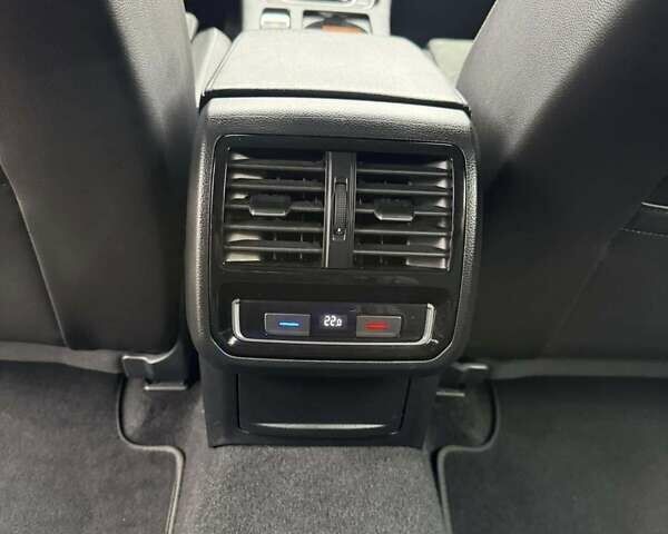 Серый Фольксваген Пассат, объемом двигателя 1.97 л и пробегом 203 тыс. км за 24000 $, фото 21 на Automoto.ua