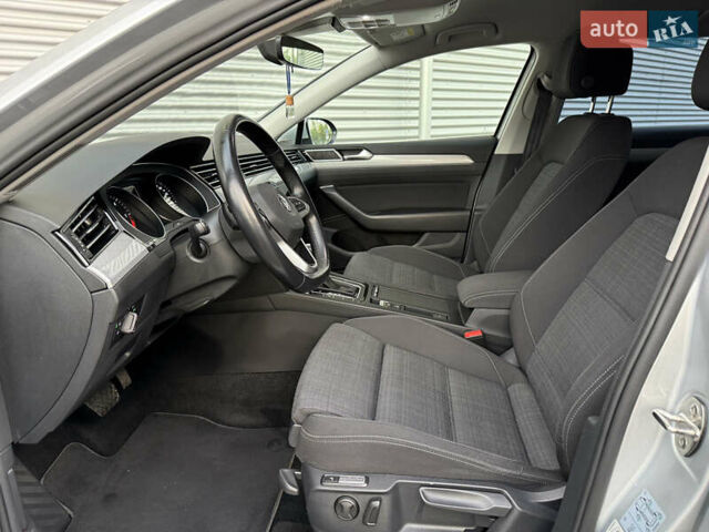 Серый Фольксваген Пассат, объемом двигателя 2 л и пробегом 205 тыс. км за 19500 $, фото 48 на Automoto.ua