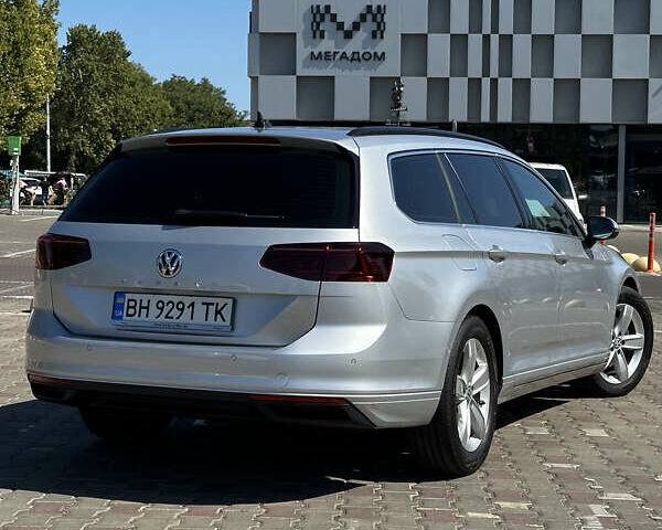 Серый Фольксваген Пассат, объемом двигателя 1.97 л и пробегом 170 тыс. км за 22200 $, фото 10 на Automoto.ua