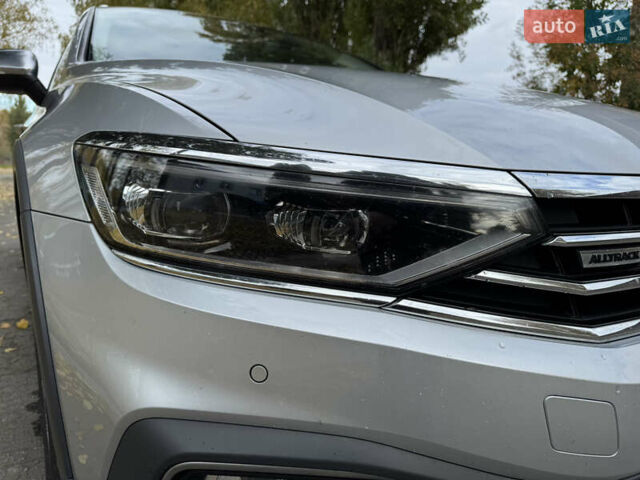 Серый Фольксваген Пассат, объемом двигателя 1.97 л и пробегом 138 тыс. км за 28400 $, фото 13 на Automoto.ua