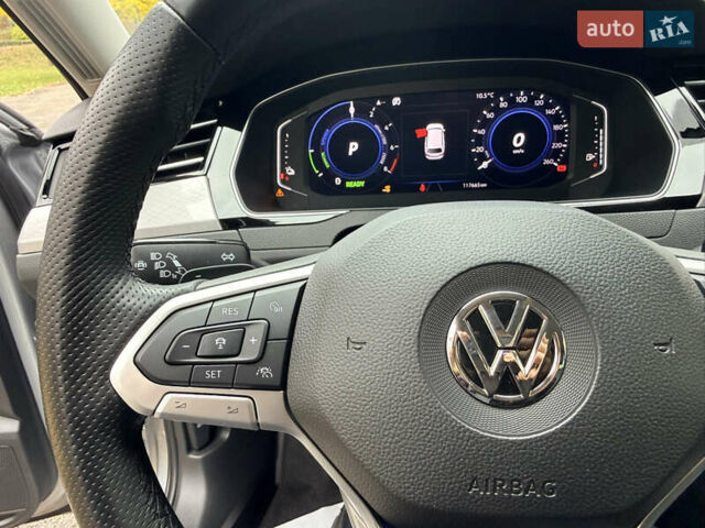 Серый Фольксваген Пассат, объемом двигателя 1.4 л и пробегом 111 тыс. км за 24700 $, фото 33 на Automoto.ua