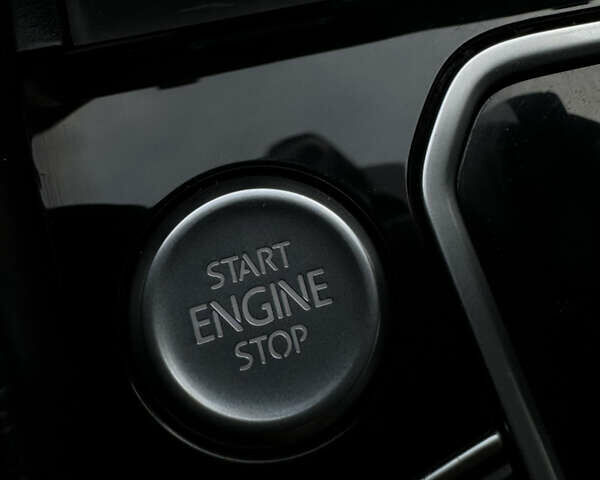 Серый Фольксваген Пассат, объемом двигателя 2 л и пробегом 220 тыс. км за 19800 $, фото 48 на Automoto.ua