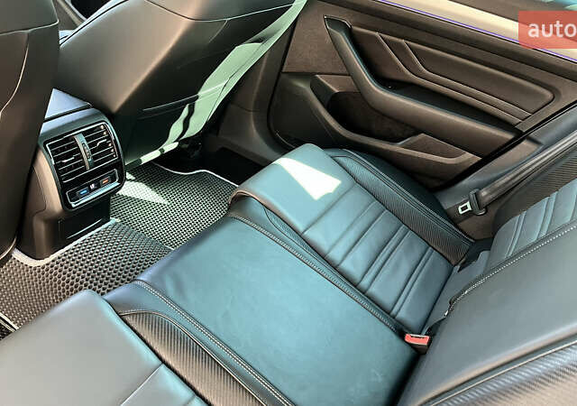 Серый Фольксваген Пассат, объемом двигателя 1.97 л и пробегом 176 тыс. км за 27900 $, фото 25 на Automoto.ua