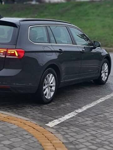 Серый Фольксваген Пассат, объемом двигателя 1.97 л и пробегом 208 тыс. км за 23000 $, фото 6 на Automoto.ua