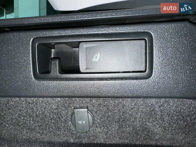 Серый Фольксваген Пассат, объемом двигателя 2 л и пробегом 220 тыс. км за 19800 $, фото 80 на Automoto.ua