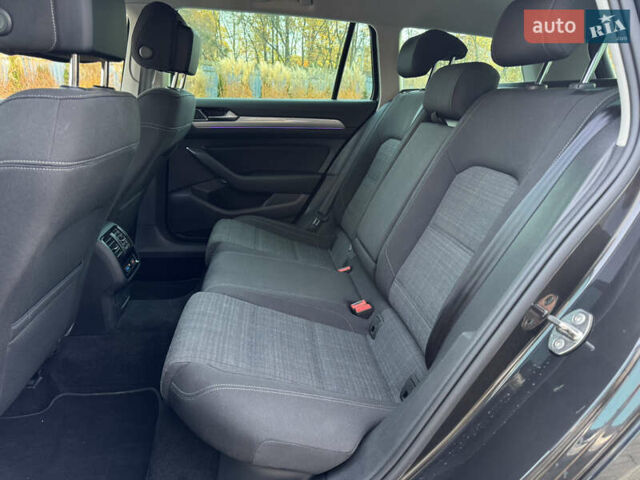 Серый Фольксваген Пассат, объемом двигателя 2 л и пробегом 170 тыс. км за 21900 $, фото 23 на Automoto.ua