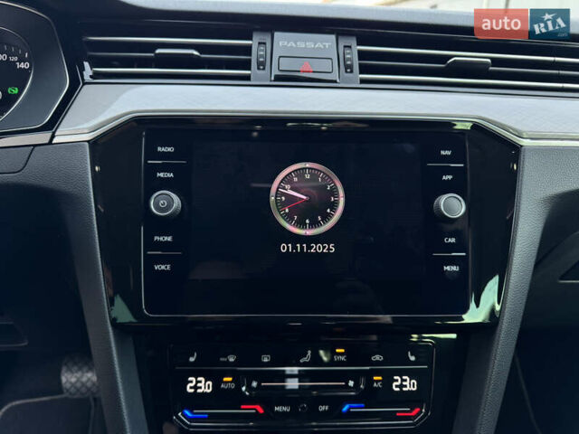 Серый Фольксваген Пассат, объемом двигателя 2 л и пробегом 178 тыс. км за 21900 $, фото 18 на Automoto.ua
