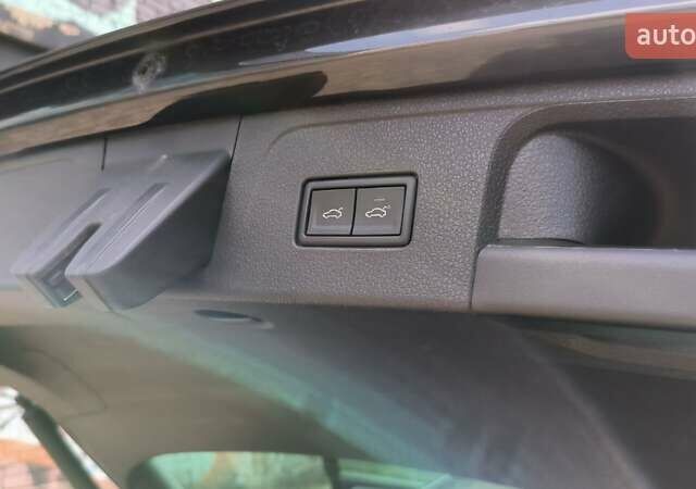 Серый Фольксваген Пассат, объемом двигателя 2 л и пробегом 162 тыс. км за 26000 $, фото 22 на Automoto.ua