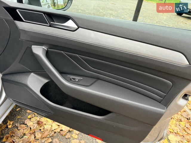 Серый Фольксваген Пассат, объемом двигателя 1.4 л и пробегом 111 тыс. км за 24700 $, фото 25 на Automoto.ua