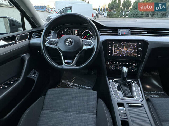 Серый Фольксваген Пассат, объемом двигателя 2 л и пробегом 220 тыс. км за 19800 $, фото 91 на Automoto.ua