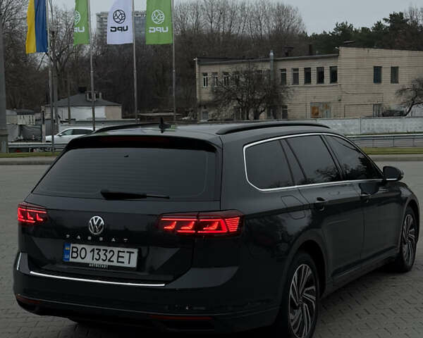 Сірий Фольксваген Пассат, об'ємом двигуна 2 л та пробігом 269 тис. км за 18750 $, фото 7 на Automoto.ua