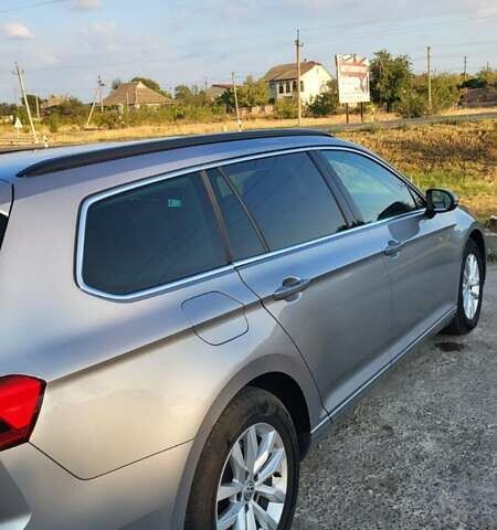 Серый Фольксваген Пассат, объемом двигателя 1.97 л и пробегом 207 тыс. км за 23000 $, фото 5 на Automoto.ua