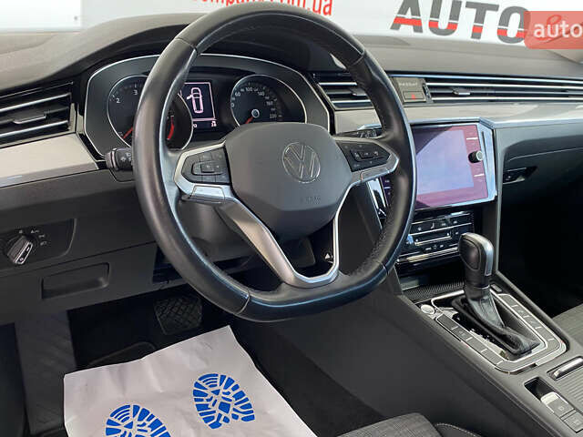 Серый Фольксваген Пассат, объемом двигателя 2 л и пробегом 120 тыс. км за 20950 $, фото 5 на Automoto.ua