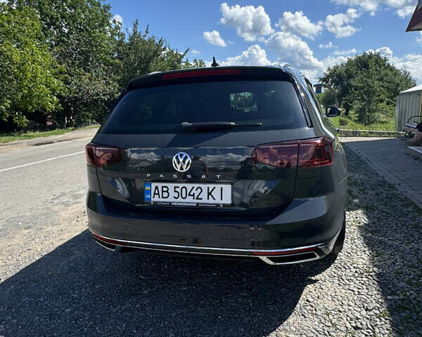 Серый Фольксваген Пассат, объемом двигателя 1.97 л и пробегом 185 тыс. км за 28000 $, фото 7 на Automoto.ua