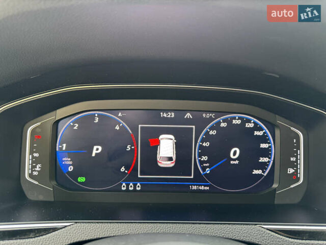 Серый Фольксваген Пассат, объемом двигателя 1.97 л и пробегом 138 тыс. км за 28400 $, фото 26 на Automoto.ua