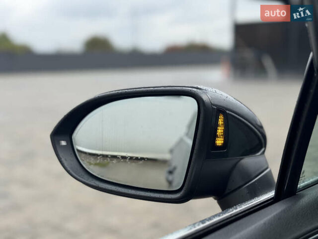 Серый Фольксваген Пассат, объемом двигателя 2 л и пробегом 216 тыс. км за 21300 $, фото 27 на Automoto.ua