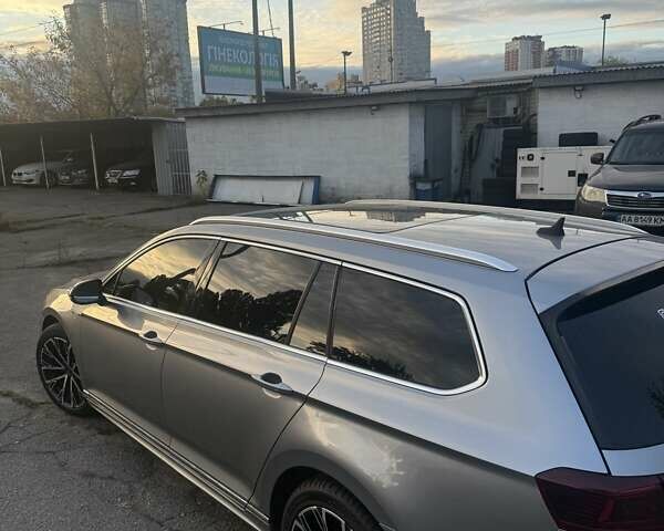 Серый Фольксваген Пассат, объемом двигателя 1.97 л и пробегом 197 тыс. км за 22700 $, фото 1 на Automoto.ua