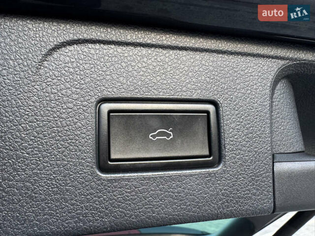 Серый Фольксваген Пассат, объемом двигателя 2 л и пробегом 170 тыс. км за 21900 $, фото 5 на Automoto.ua